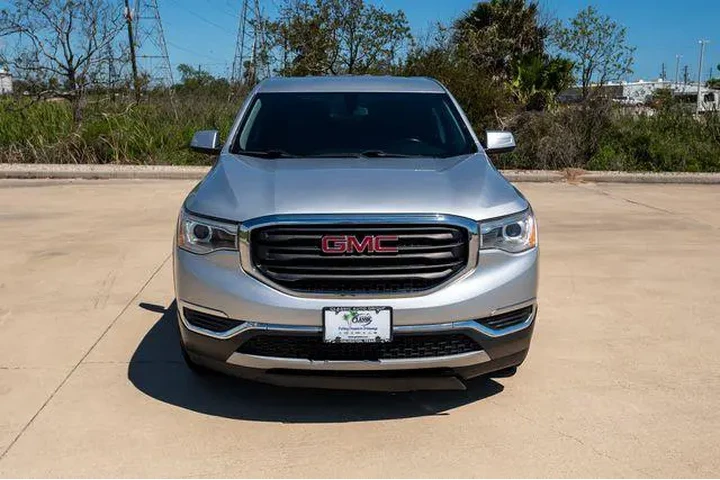 $17717 : GMC Acadia 2019 SLE-1 4dr SU image 2