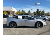 $29410 : Toyota Prius 2025 LE 4dr Hat thumbnail