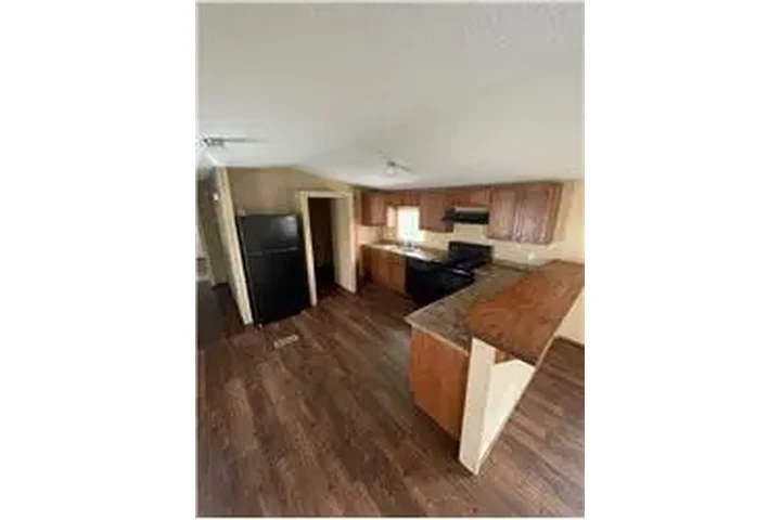 $1600 : Rental property with 3 bedro image 5