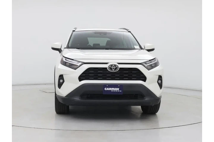 $31998 : Toyota RAV4 2022 AWD XLE Pre image 5
