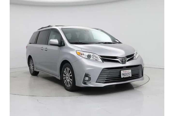 $30998 : Toyota Sienna 2018 XLE 7-Pas image 1