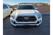 $29888 : Toyota Tacoma 2017 4x4 TRD O thumbnail