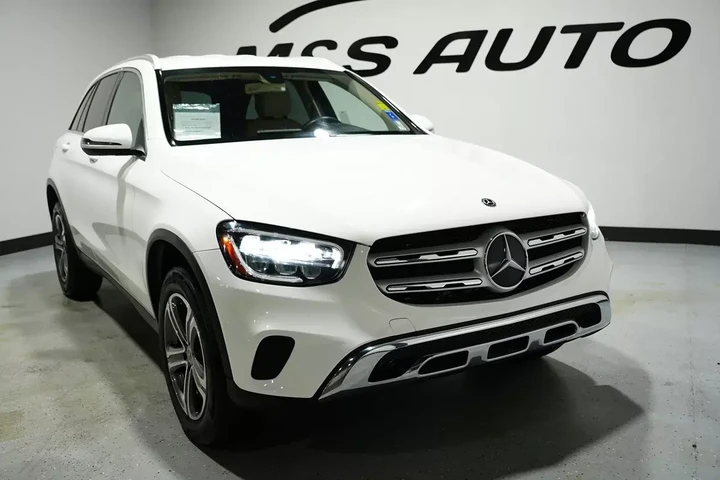 $22156 : 2020 GLC 300 image 5