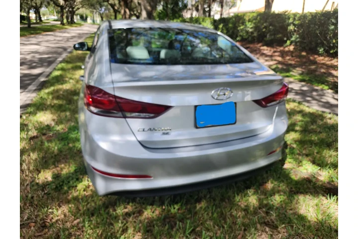 $4500 : 2018 Hyundai Elantra SE image 3