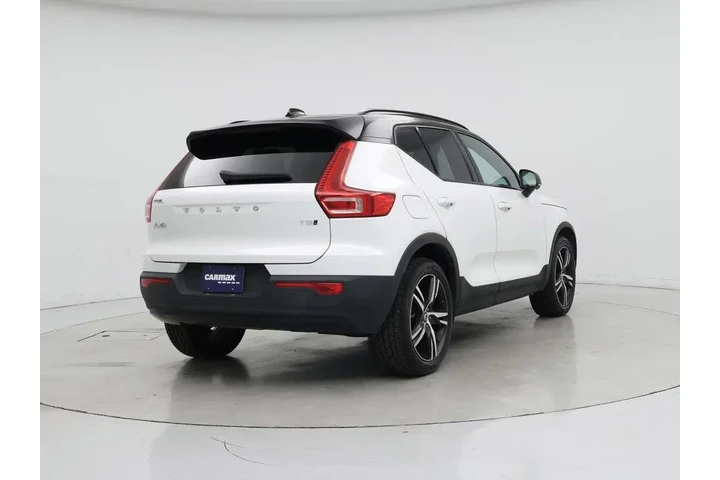 $27998 : Volvo XC40 2022 AWD T5 R-Des image 8