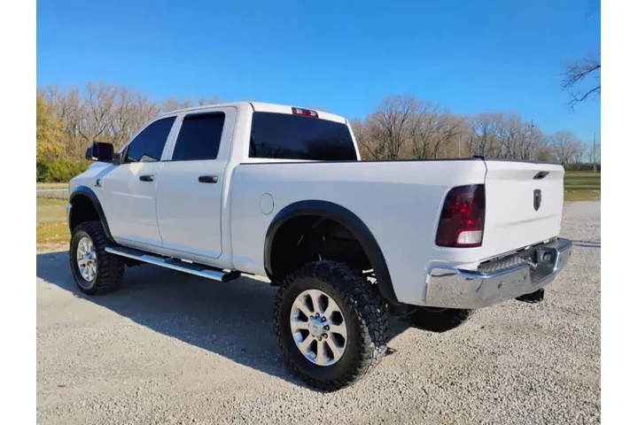 $28977 : 2018 RAM 2500 Tradesman image 5
