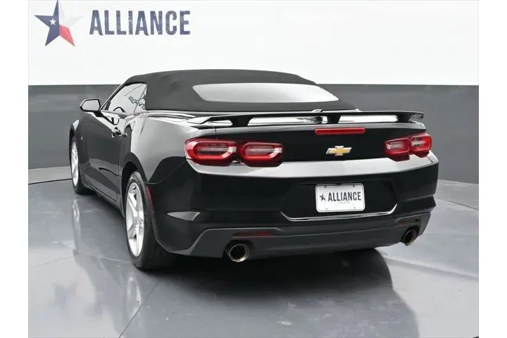 $21998 : Chevrolet Camaro 2023 LT 2dr image 5