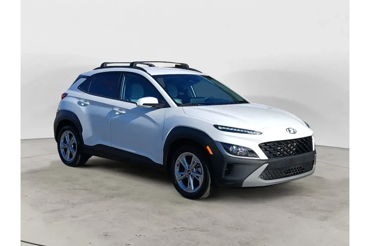 $20867 : Hyundai KONA 2023 AWD SEL 4d image 8