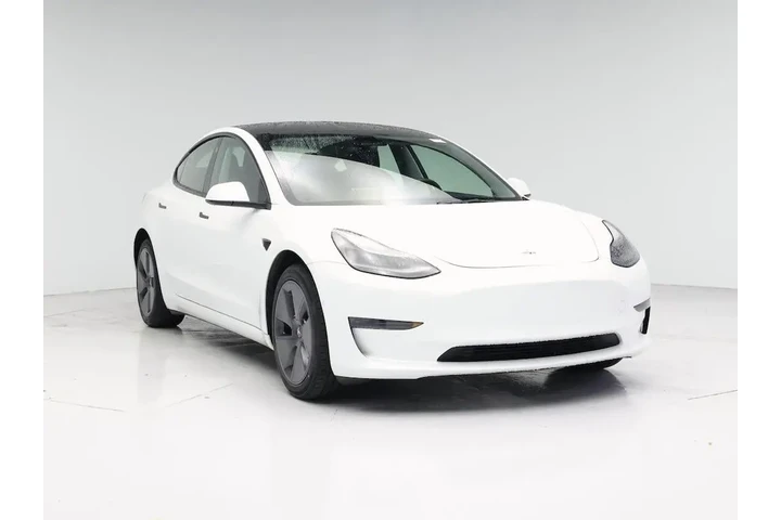 $26998 : Tesla Model 3 2022 4dr Sedan image 1