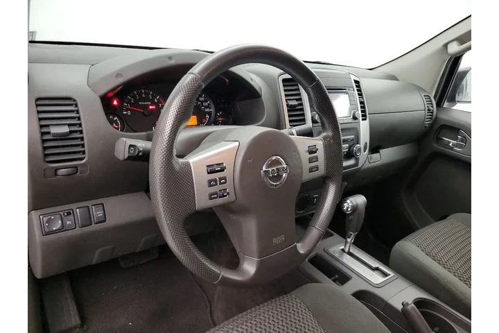 $18998 : Nissan Frontier 2015 4x2 S 4 image 9