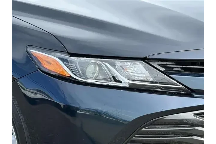 $24494 : Toyota Camry 2019 SE 4dr Sed image 8