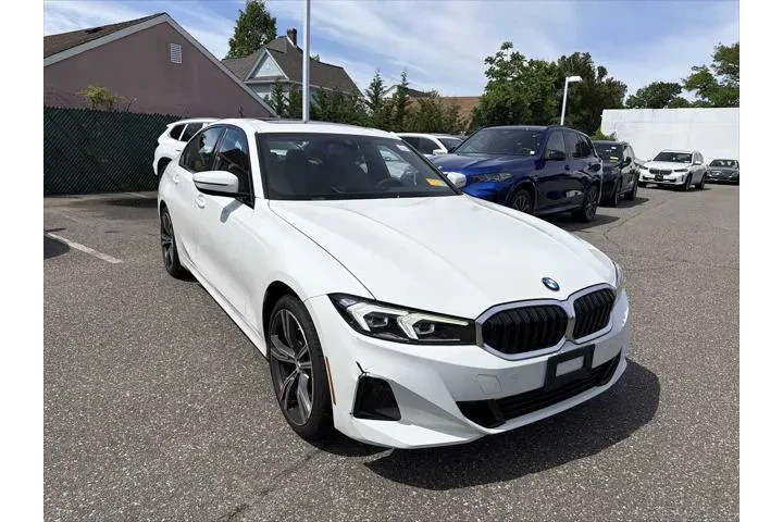 $37943 : BMW 3 Series 2023 AWD 330i x image 1