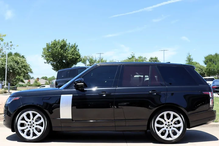 $29982 : 2018 Range Rover HSE image 9
