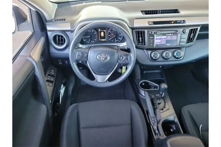 $13529 : Toyota RAV4 2017 LE 4dr SUV image 7