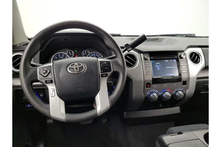 $25998 : Toyota Tundra 2016 4x2 SR5 4 image 9