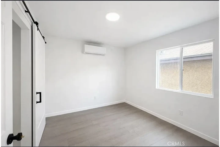 $1200 : 2 dormitorios y Noble Ave, image 5