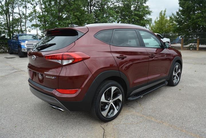 2016 TUCSON Sport image 6