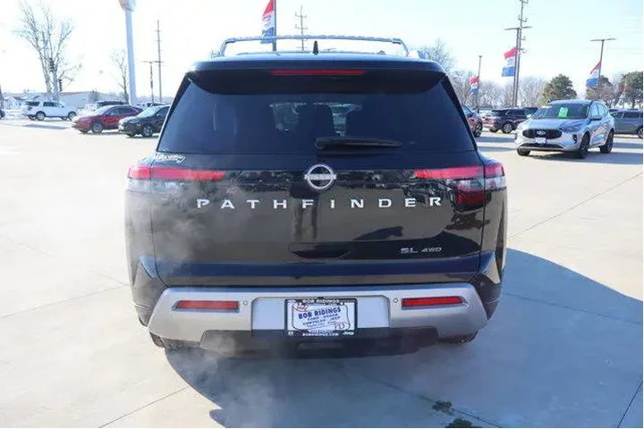 $26990 : Nissan Pathfinder 2022 AWD S image 6