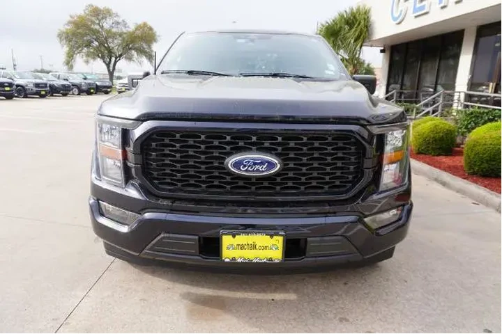 $34988 : Ford F-150 2023 4x2 XL 4dr S image 2
