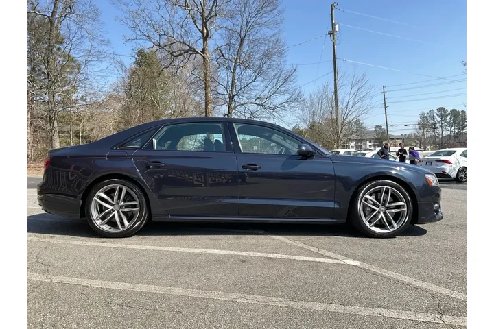 $22985 : Audi A8 L 2017 AWD 4.0T quat image 4