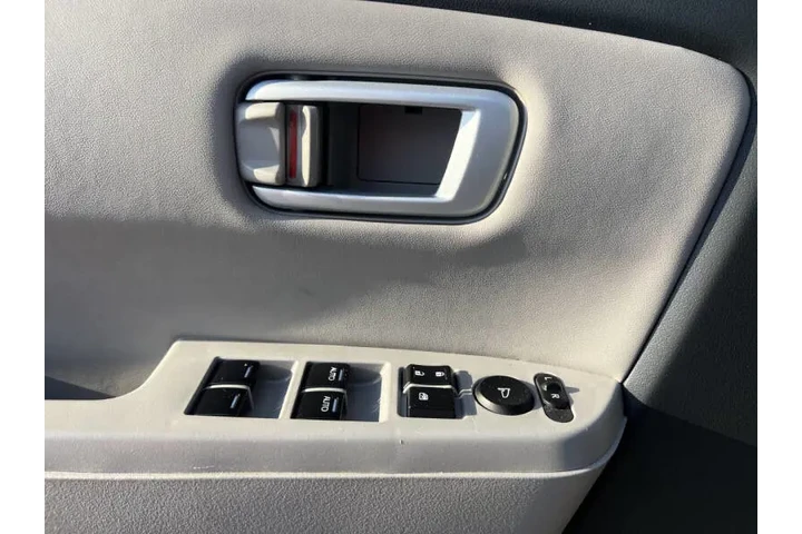 $8900 : 2014 Pilot EX-L w/DVD image 10