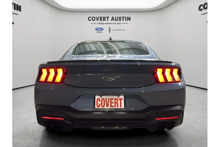 $29881 : Ford Mustang 2024 EcoBoost 2 image 4