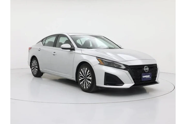 $21998 : Nissan Altima 2023 2.5 SV 4d image 1