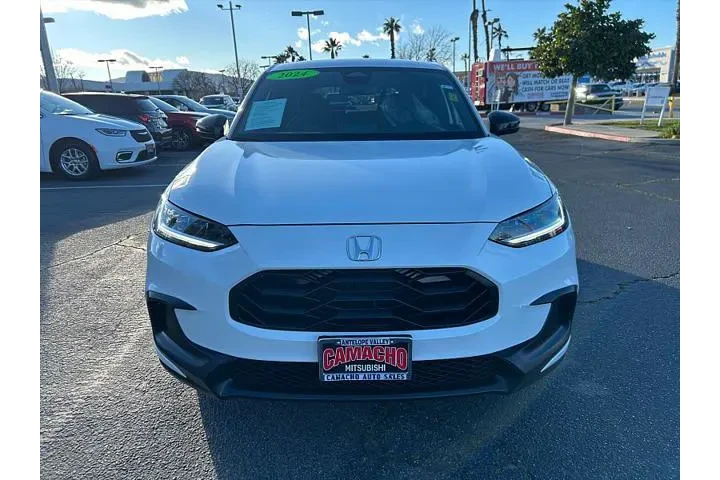 $27995 : Honda HR-V 2024 AWD Sport 4d image 2