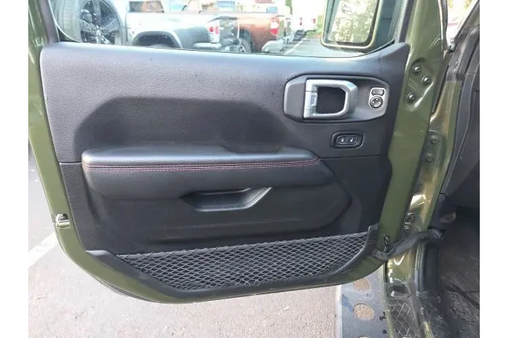 $32300 : Jeep Wrangler Unlimited 2021 image 8