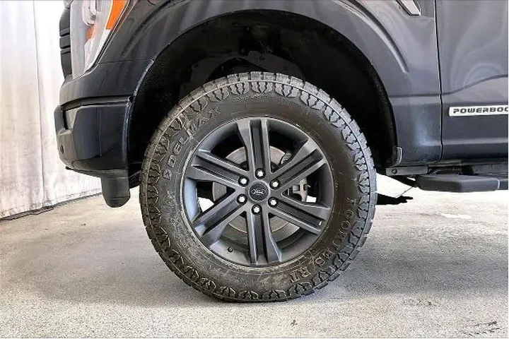 $32931 : Ford F-150 2022 4x4 XLT 4dr image 6