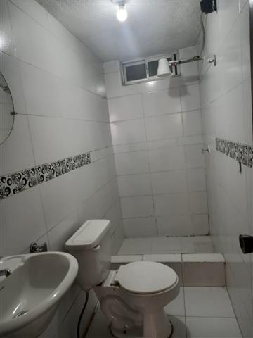 $250 : Arriendo Departamento Ponceano image 4