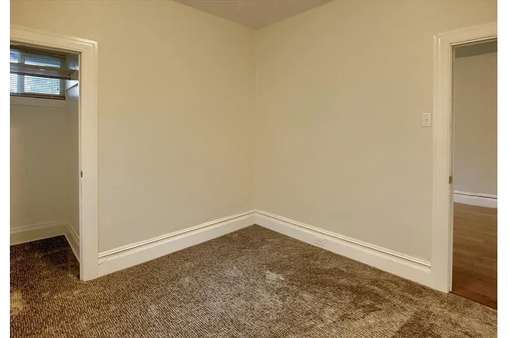 $1550 : House rent in S Lake City UT image 7