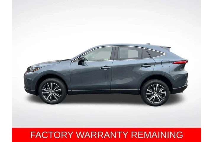 $28988 : 2022 Venza LE image 2