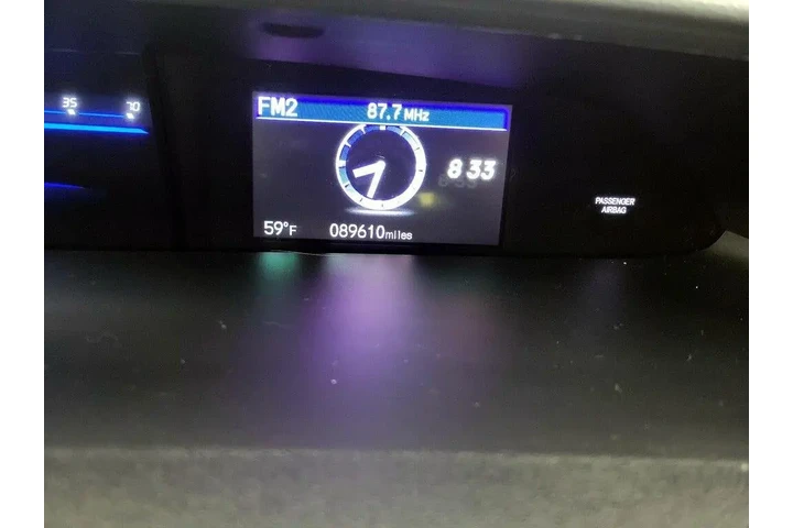 $15998 : Honda Civic 2015 LX 4dr Seda image 6