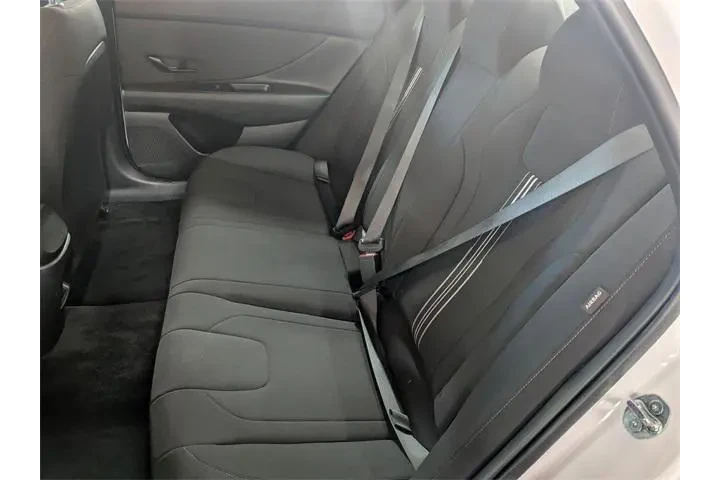 $19700 : Hyundai ELANTRA 2025 SEL Spo image 8