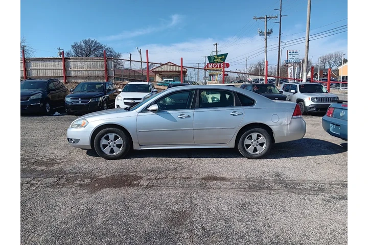 $5000 : 2011 Impala LT FLEET image 7