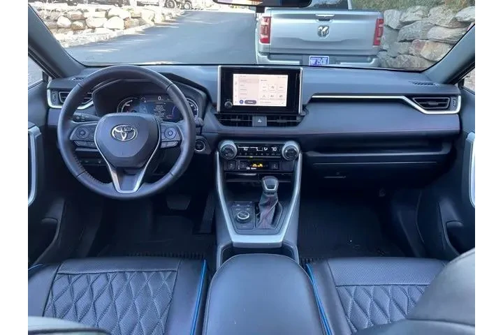 $38900 : Toyota RAV4 Prime 2023 AWD S image 8