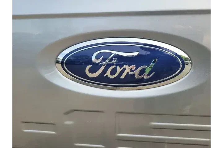 $38539 : Ford F-150 2023 4x4 XL 4dr S image 7