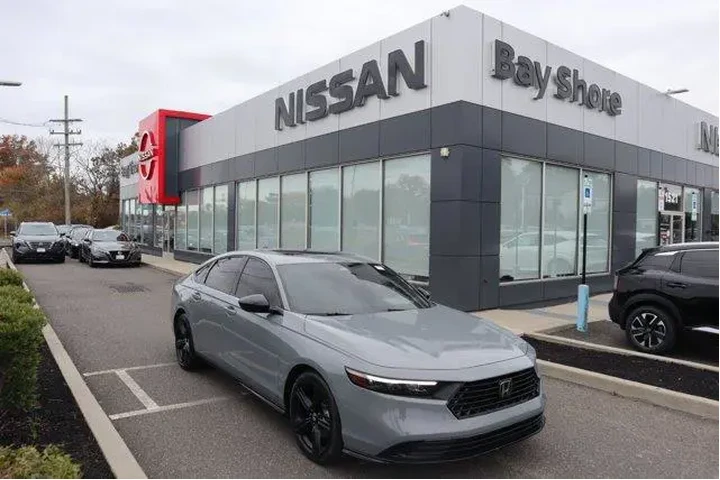 $24670 : Honda Accord Hybrid 2024 Spo image 2