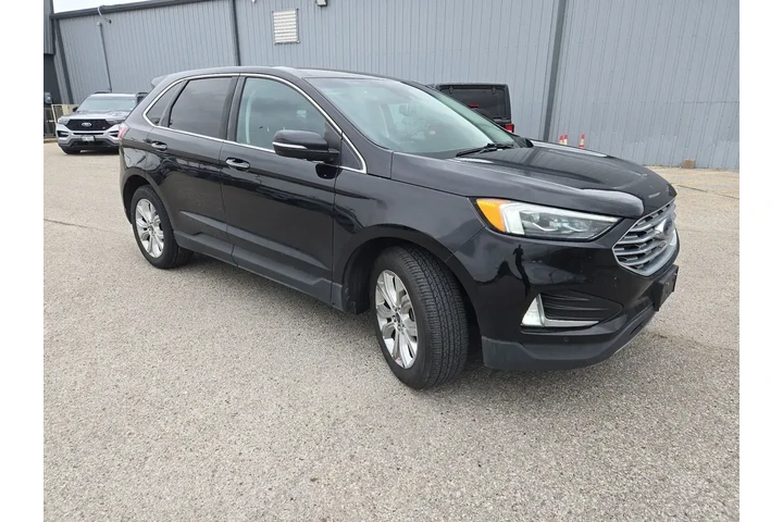 $19783 : Ford Edge 2022 AWD Titanium image 9