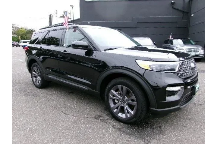 $32808 : Ford Explorer 2022 AWD XLT 4 image 2