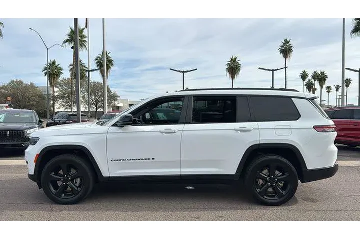 $26075 : Jeep Grand Cherokee L 2021 4 image 4