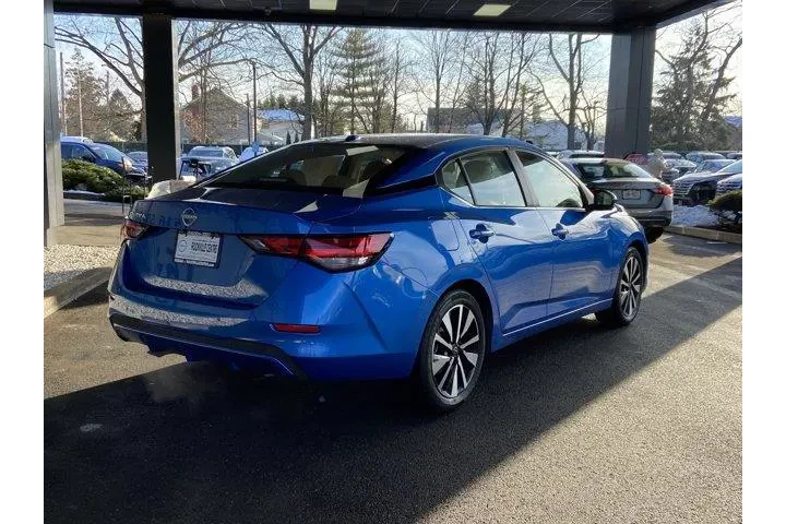 $15915 : Nissan Sentra 2025 SV 4dr Se image 5