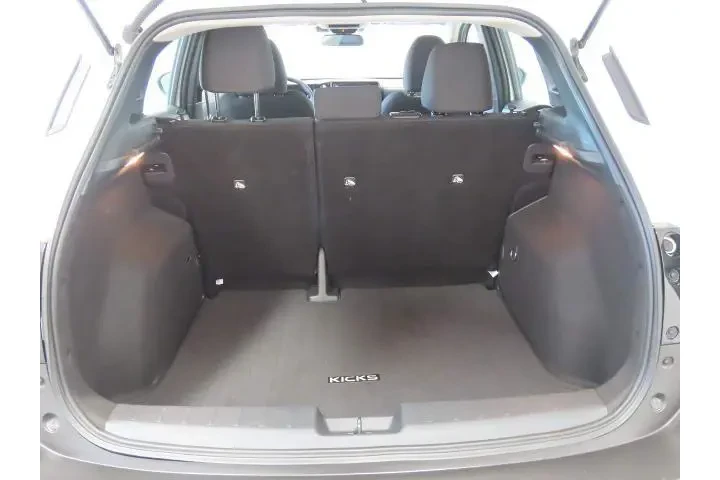 $19995 : Nissan Kicks 2025 S 4dr Cros image 10