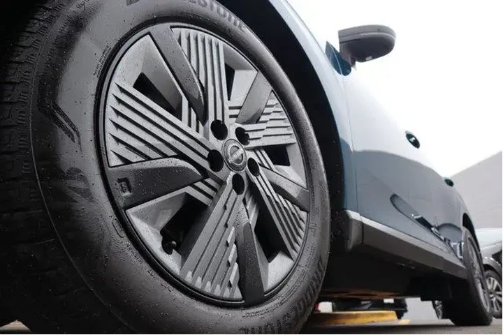 $35818 : Nissan Murano 2025 AWD SL 4d image 9