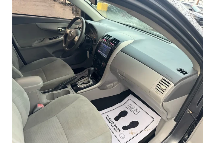 $7980 : 2010 Corolla 4dr Sedan LE Auto image 9