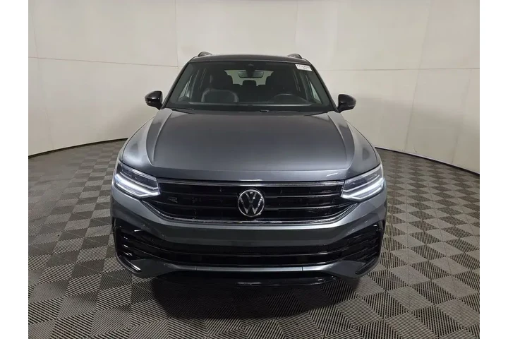 $25893 : Volkswagen Tiguan 2023 SE R- image 2