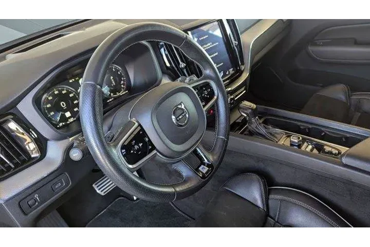 $18498 : Volvo XC60 2018 AWD T6 R-Des image 4