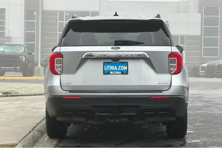 $26995 : Ford Explorer 2021 AWD XLT 4 image 7