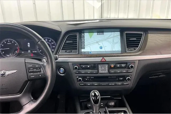 $13990 : Genesis G80 2017 3.8 4dr Sed image 6